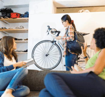 Die Eröffnung eines WG-Kontos ist für mehrere Mitbewohner problemlos möglich.